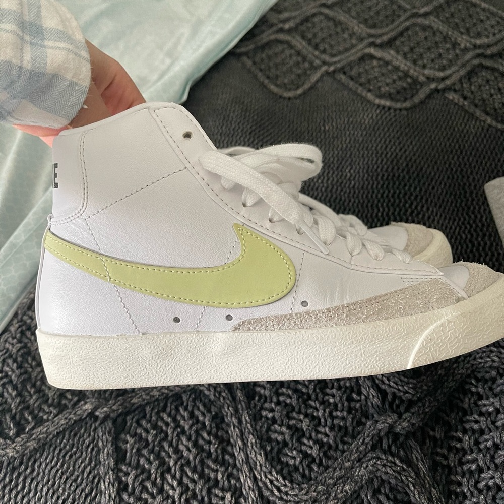 women’s nike blazers